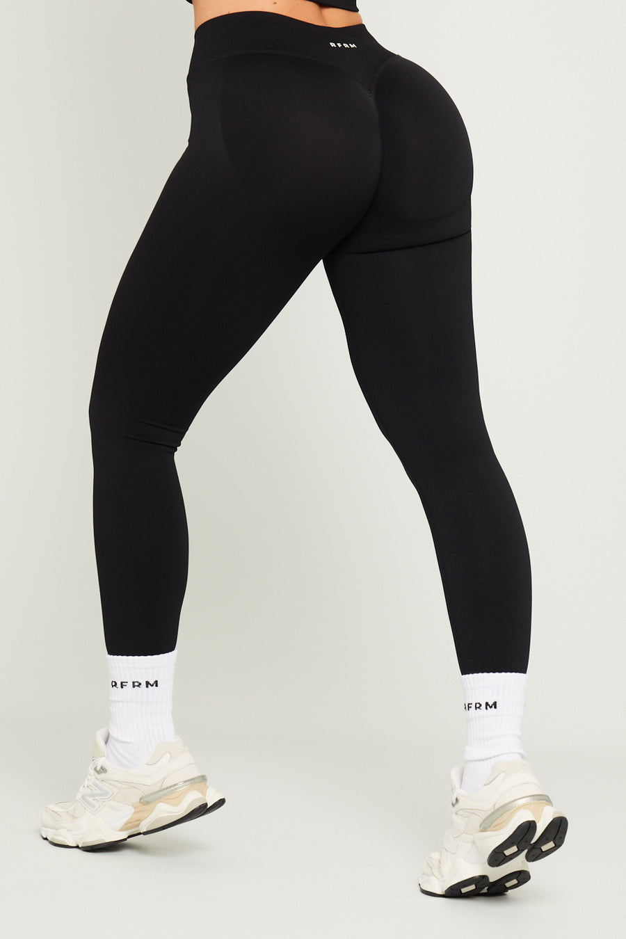 SCLPT™ Seamless Sculpting Leggings - Onyx Black
